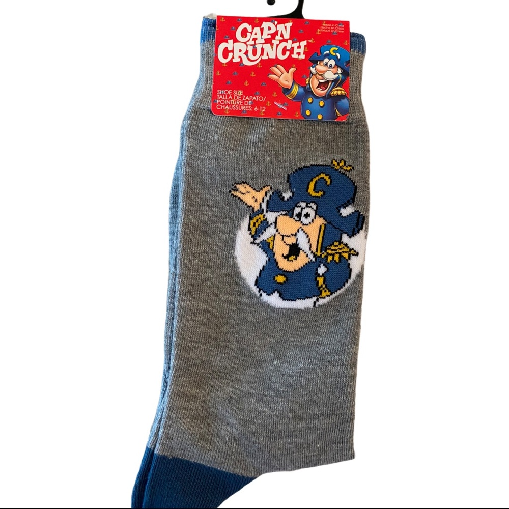 NWT Captain Cap’n Crunch SOCKS Men’s LOGO